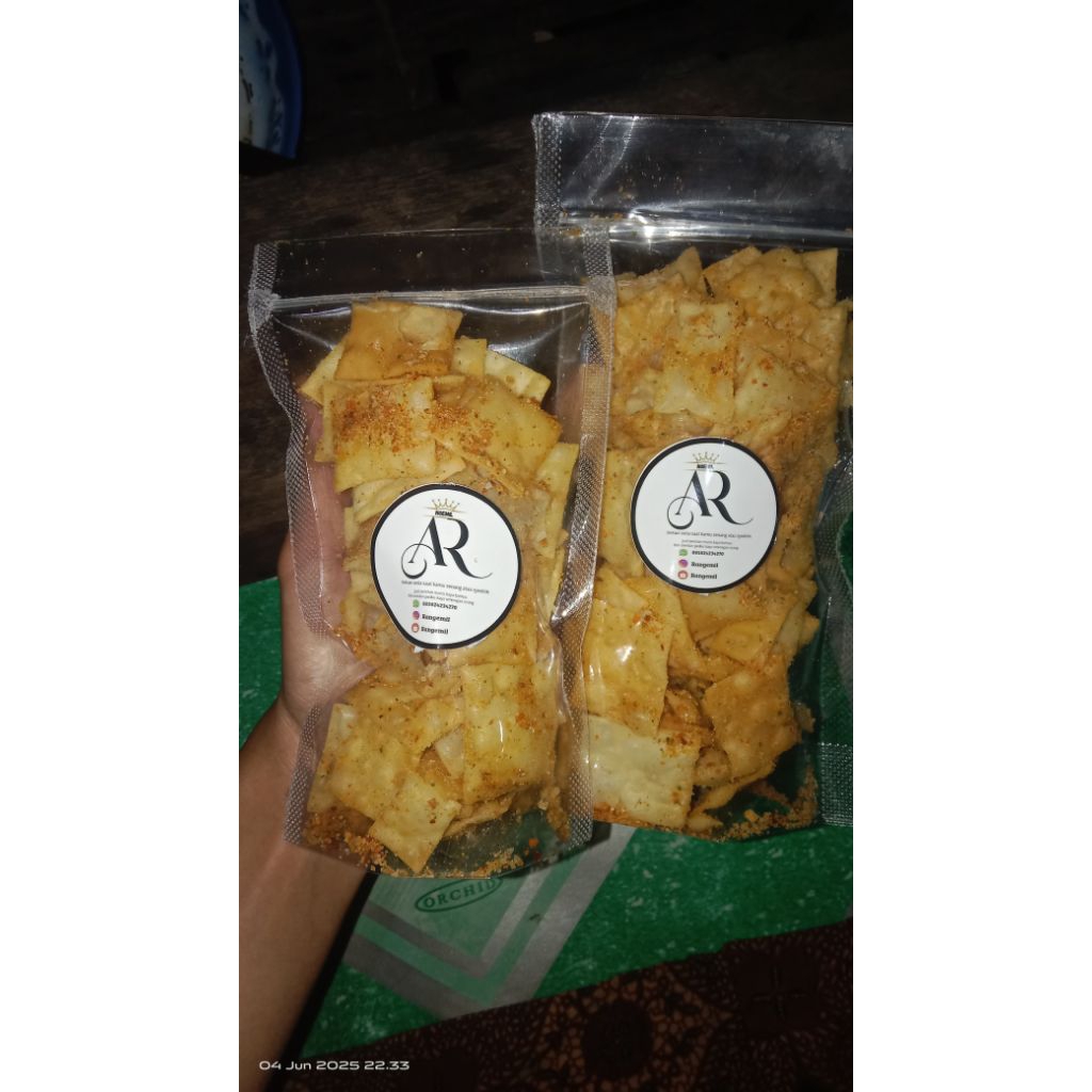 

PANGSIT GORENG FULL BUMBU PEDAS GURIH