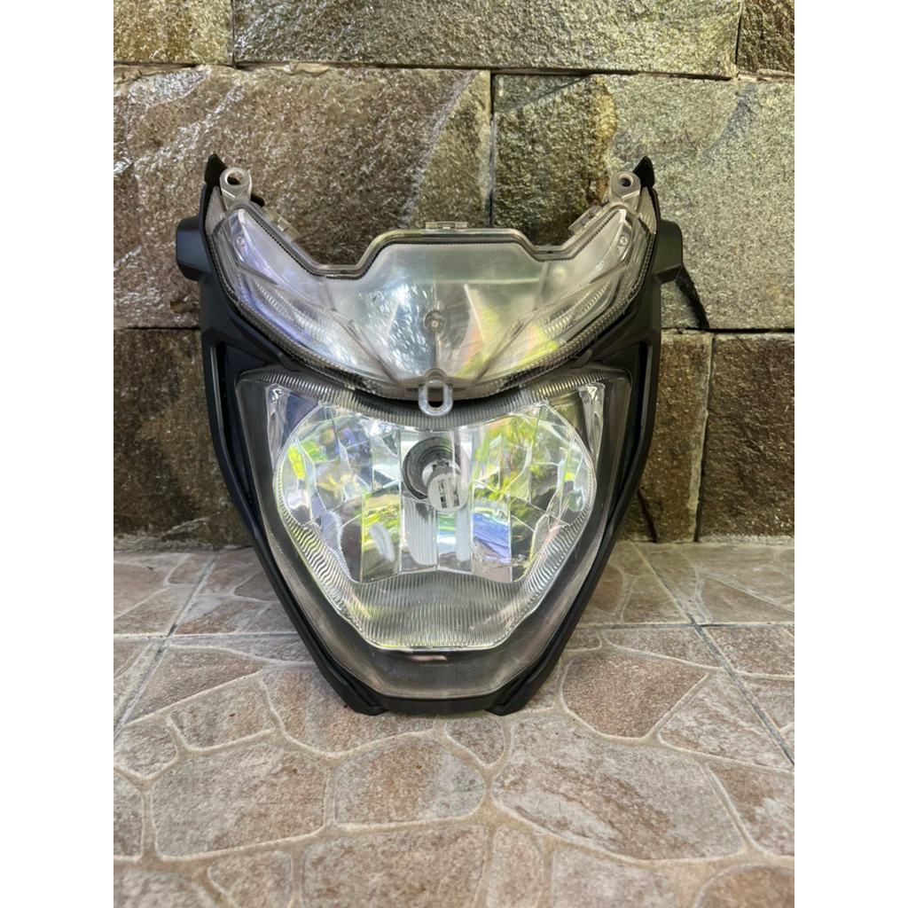 Headlamp old MT25