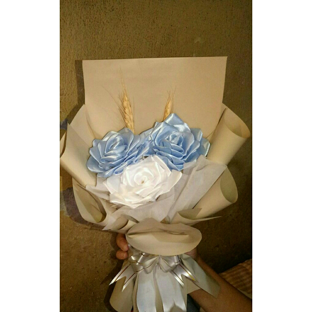 

Buket Bunga Pita Satin