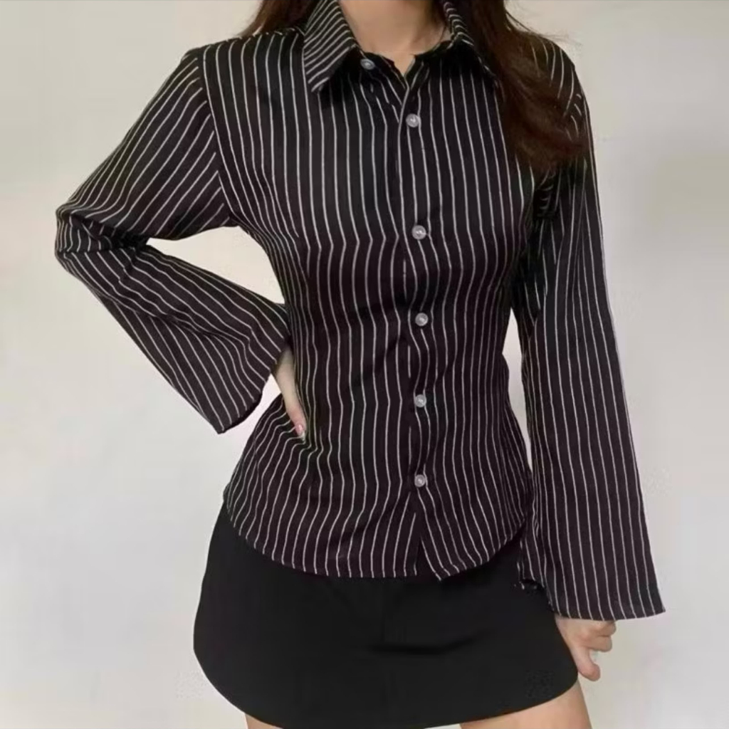 Fashion-Kemeja Atasan Wanita Motif Salur Garis Stripe Slim Fit Body – Lengan Flare Elegan, Kekinian 
