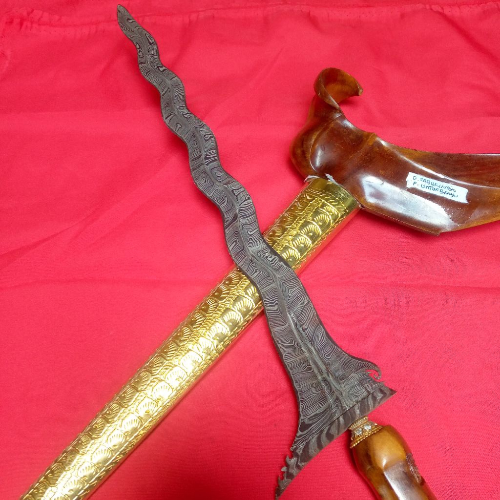 Koleksi Budaya Dapur Sengkelat Luk 13 Pamor Ganggang Kayut Tangguh Mataram PB