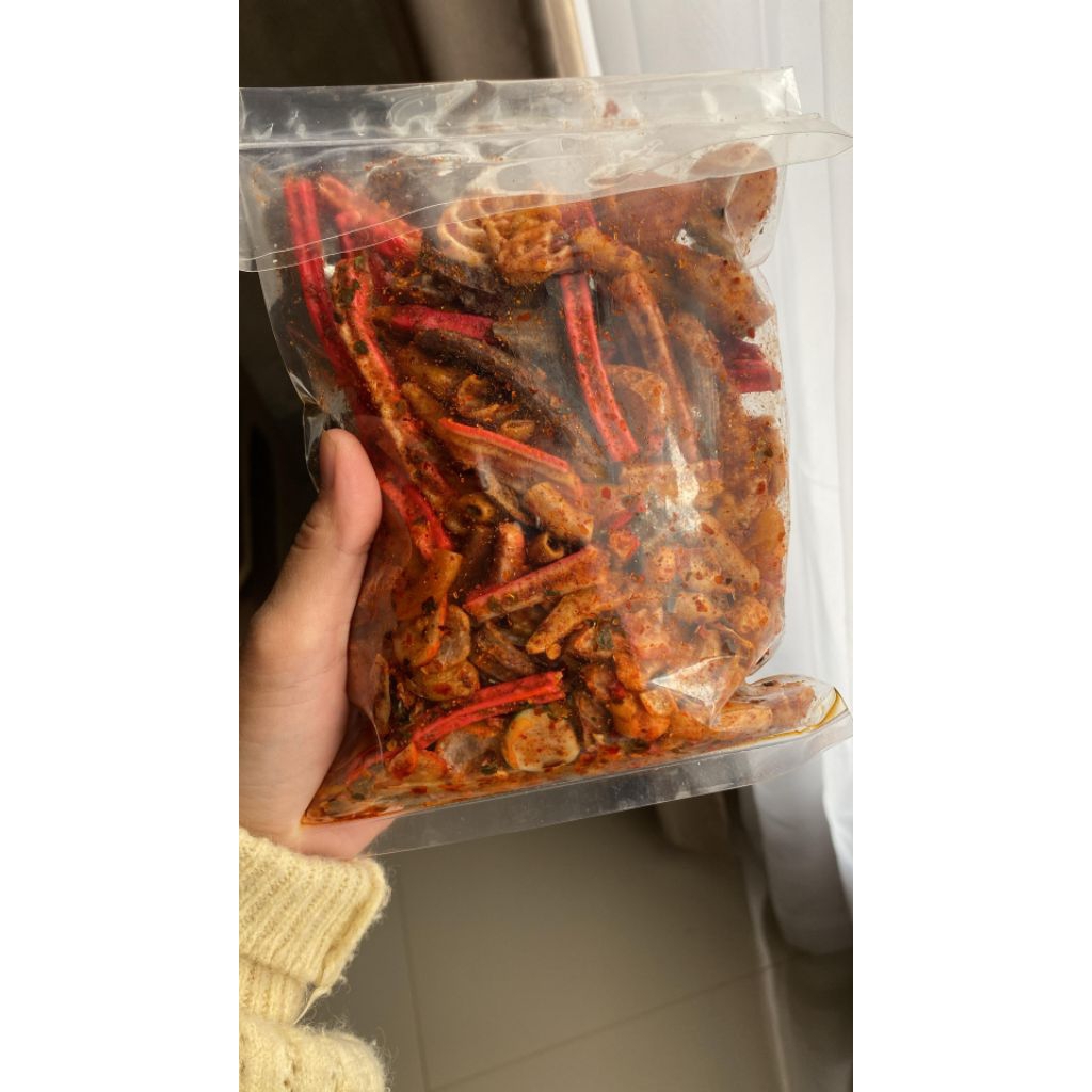 

KERUPUK SEBLAK MIX PEDAS DAUN JERUK