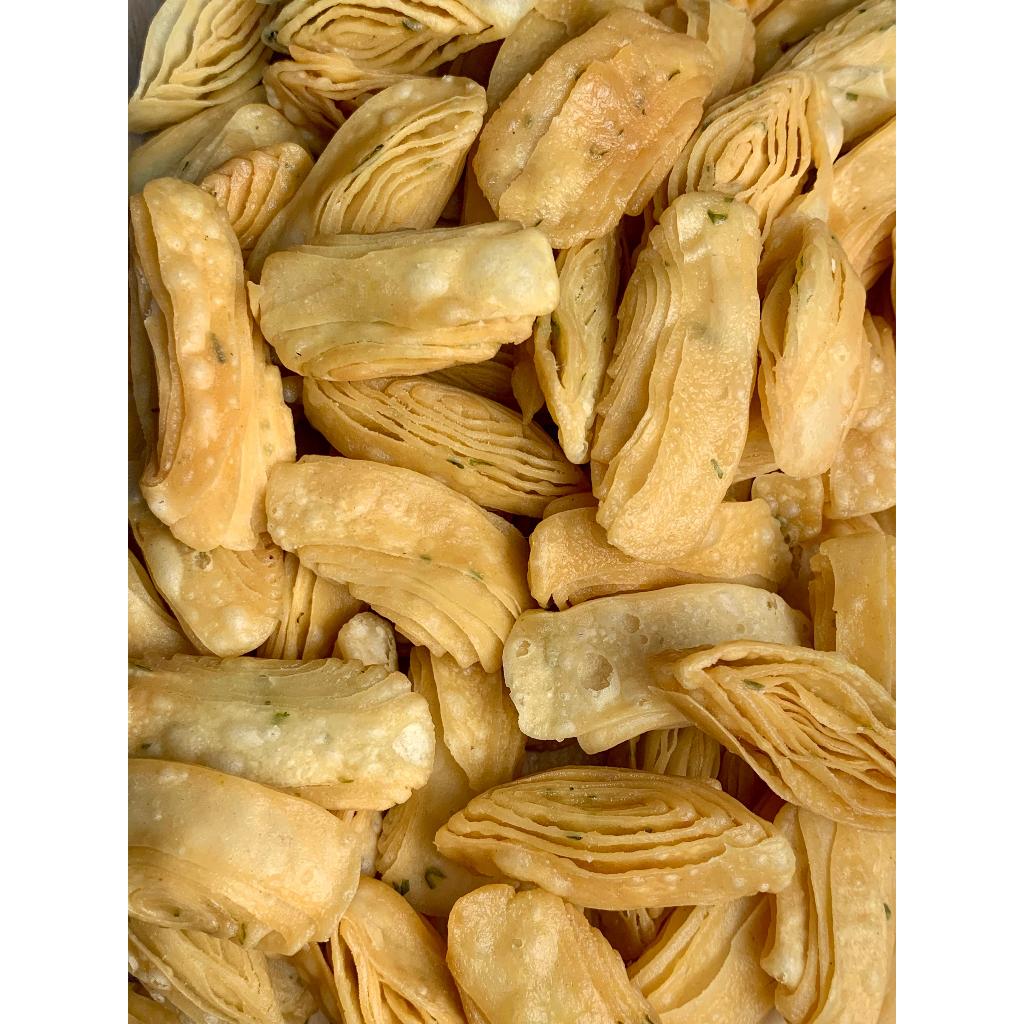

keripik malaysia 1 kg gurih renyah cemilan dan jajanan viral Y&H snack it