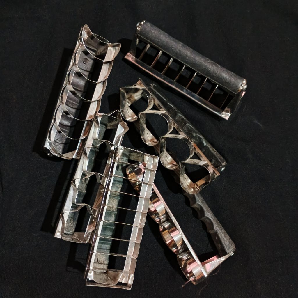 Cetakan kue kering / Cetakan kastangel karakter