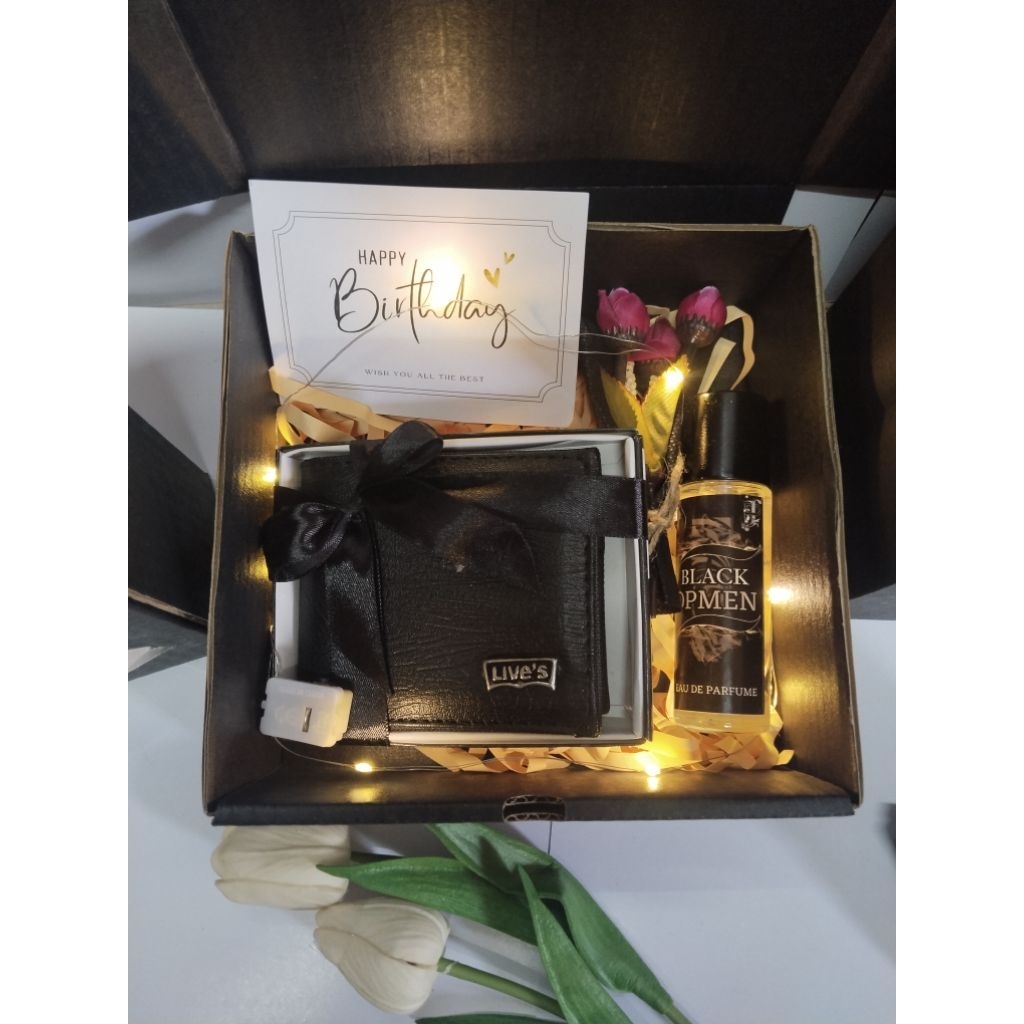 Latopia_ Hampers Cowok Ulang Tahun Kado Ultah Hadiah Wisuda Hadiah Sempro Wisuda Anniversary Hari