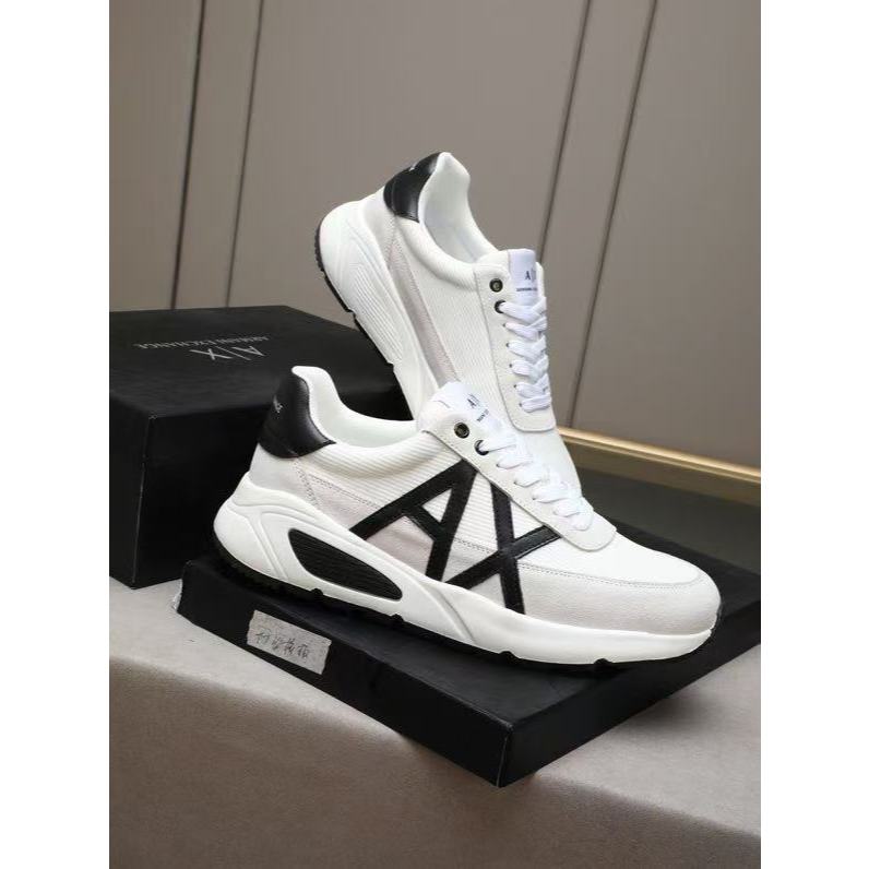 Emporio Ar Armani sepatu olahraga sepatu santai sepatu pria