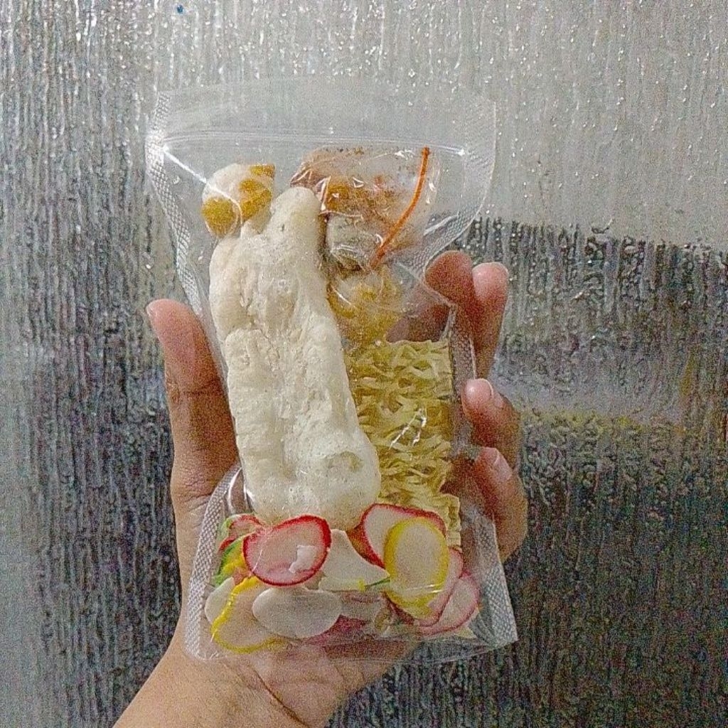 

Seblak instan, makanan instan, seblak ekonomis