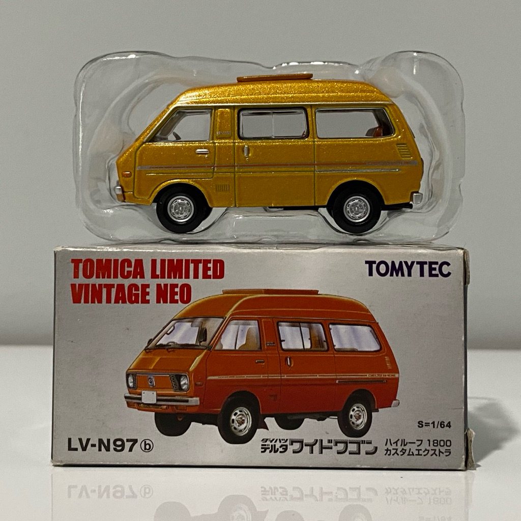 TLVN Tomica Limited Vintage Neo Daihatsu Delta Wide Wagon LV-N97