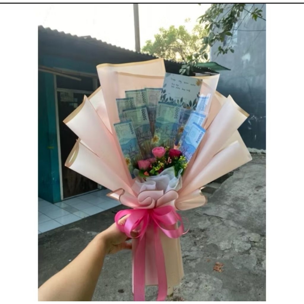 

buket uang murah/ hadiah ultah/ buket bunga wisuda