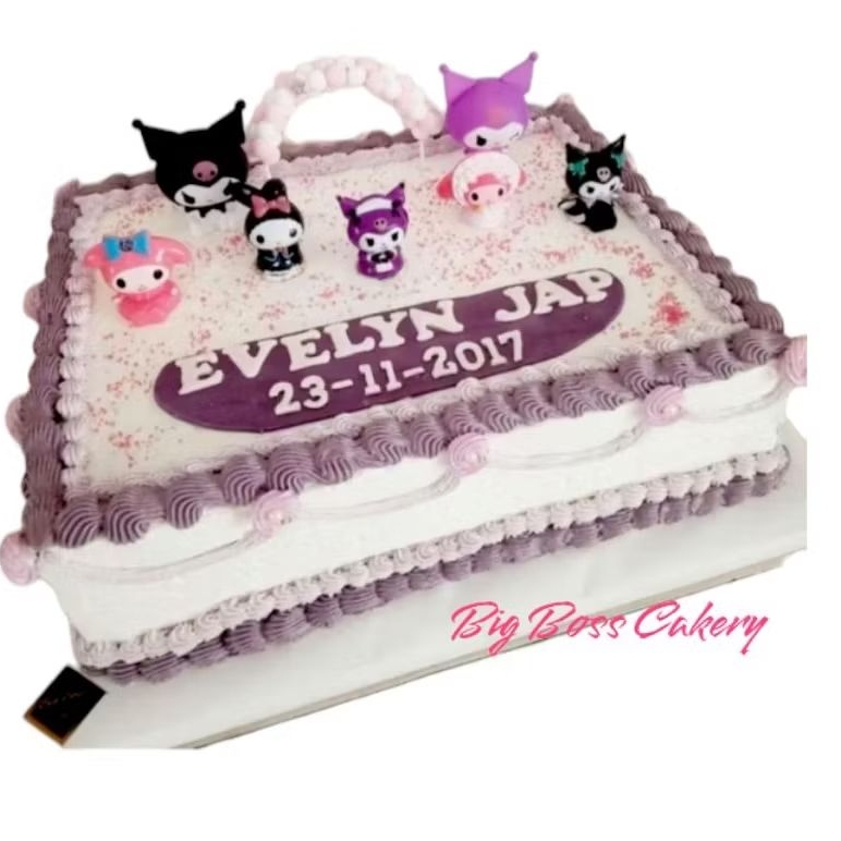 

KUE BESAR DENGAN TOYS LAPIS BUTTERCREAM BIG CAKE WITH FIGURE