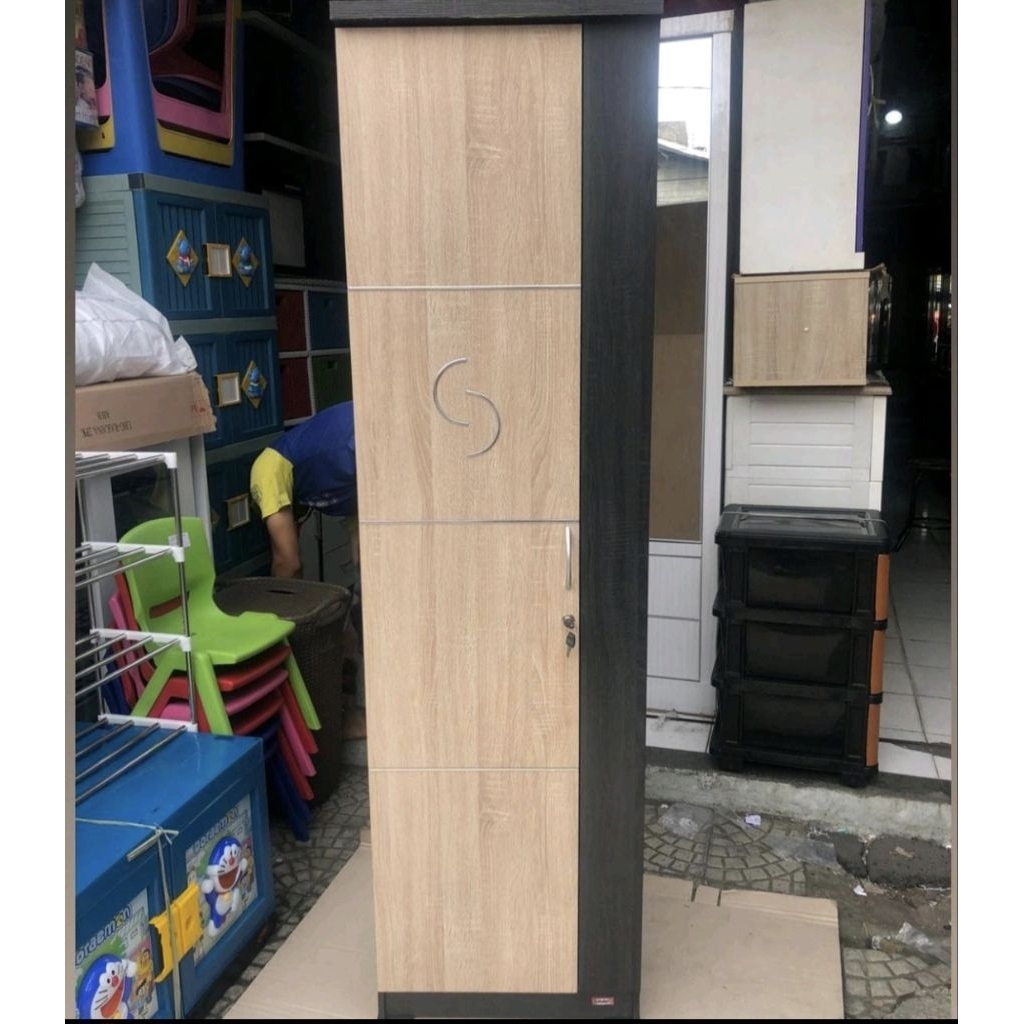 Lemari 1 Pintu Minimalis