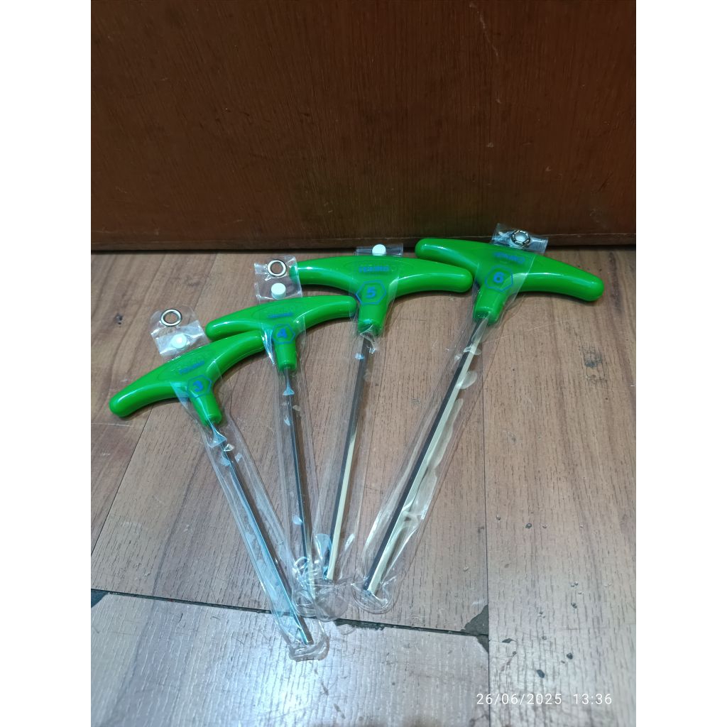 Satu Set  Kunci L model T 4Pcs Tekiro