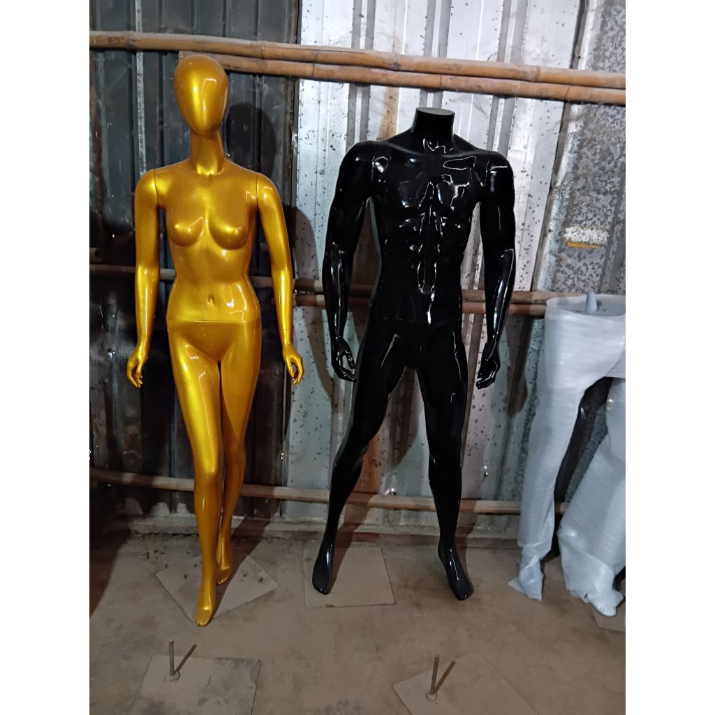 patung manekin full body sport pria hitam glossy tanpa kepala