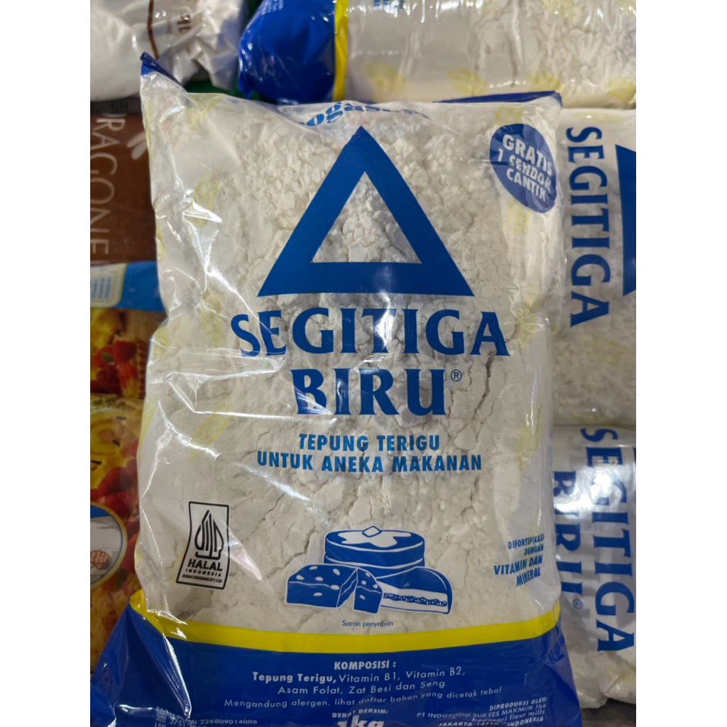 

tepung segitiga 1kg