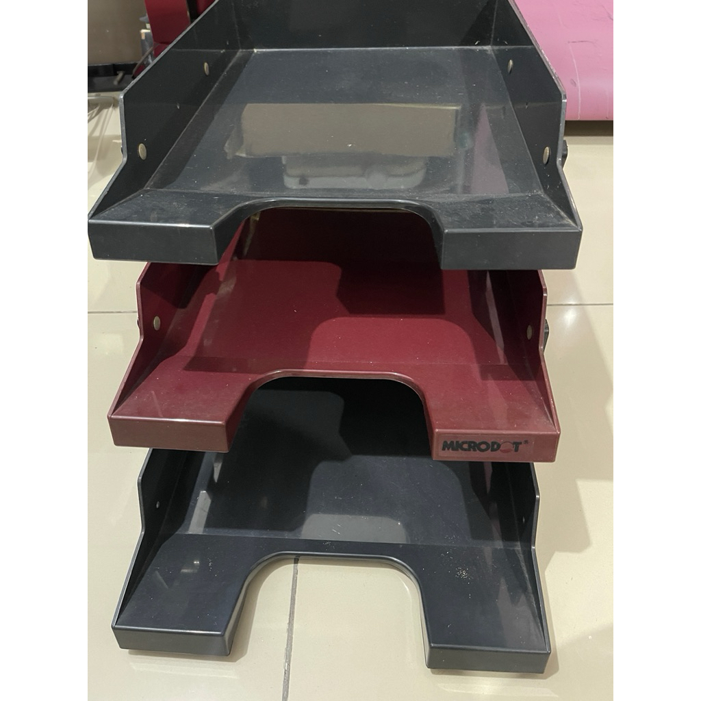 

Paper tray, tempat kertas kantor