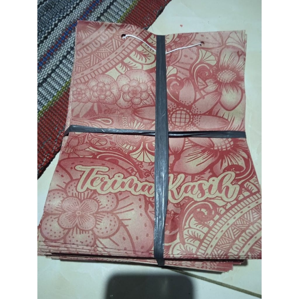 

paper bag sovenir pernikahan ukuran 17x21x5 per 100pcs