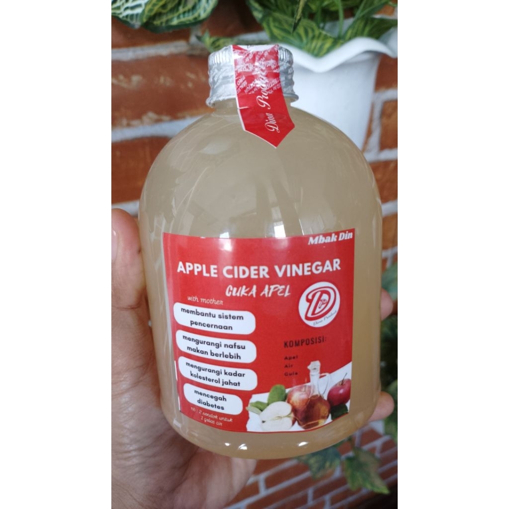 

DinaProduct Cuka Apel 100% Handmade With Mother 500ml