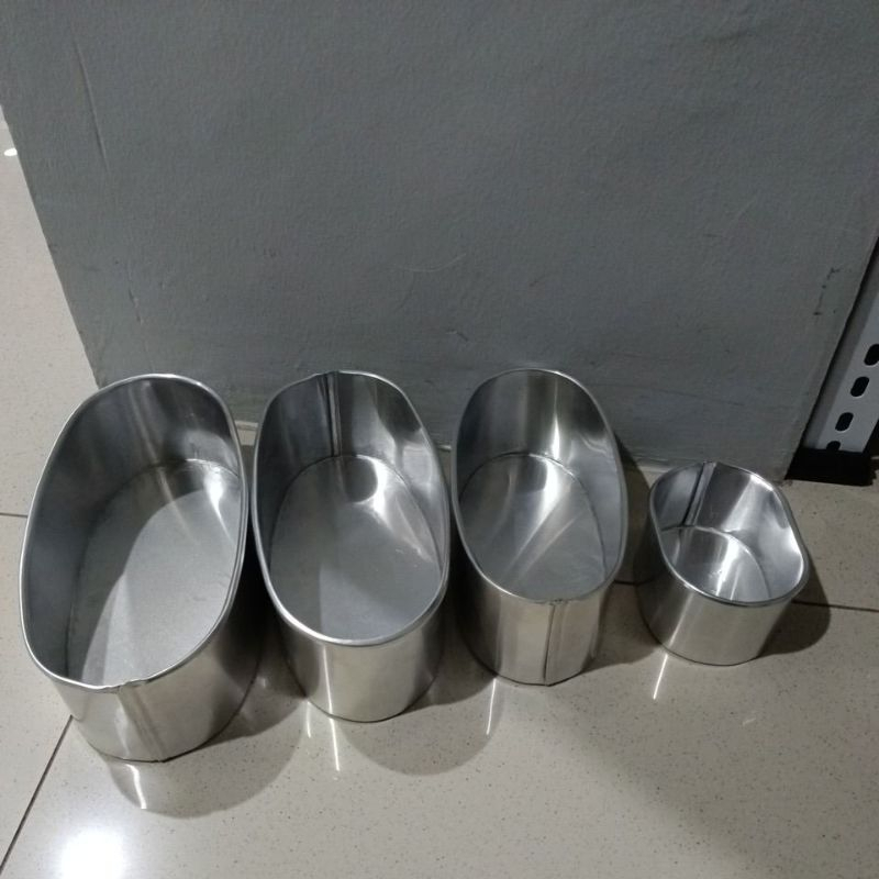 Loyang Oval