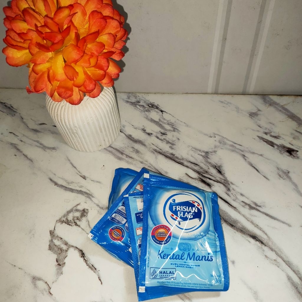 

Susu Kental Manis Frisian Flag isi 6 pcs