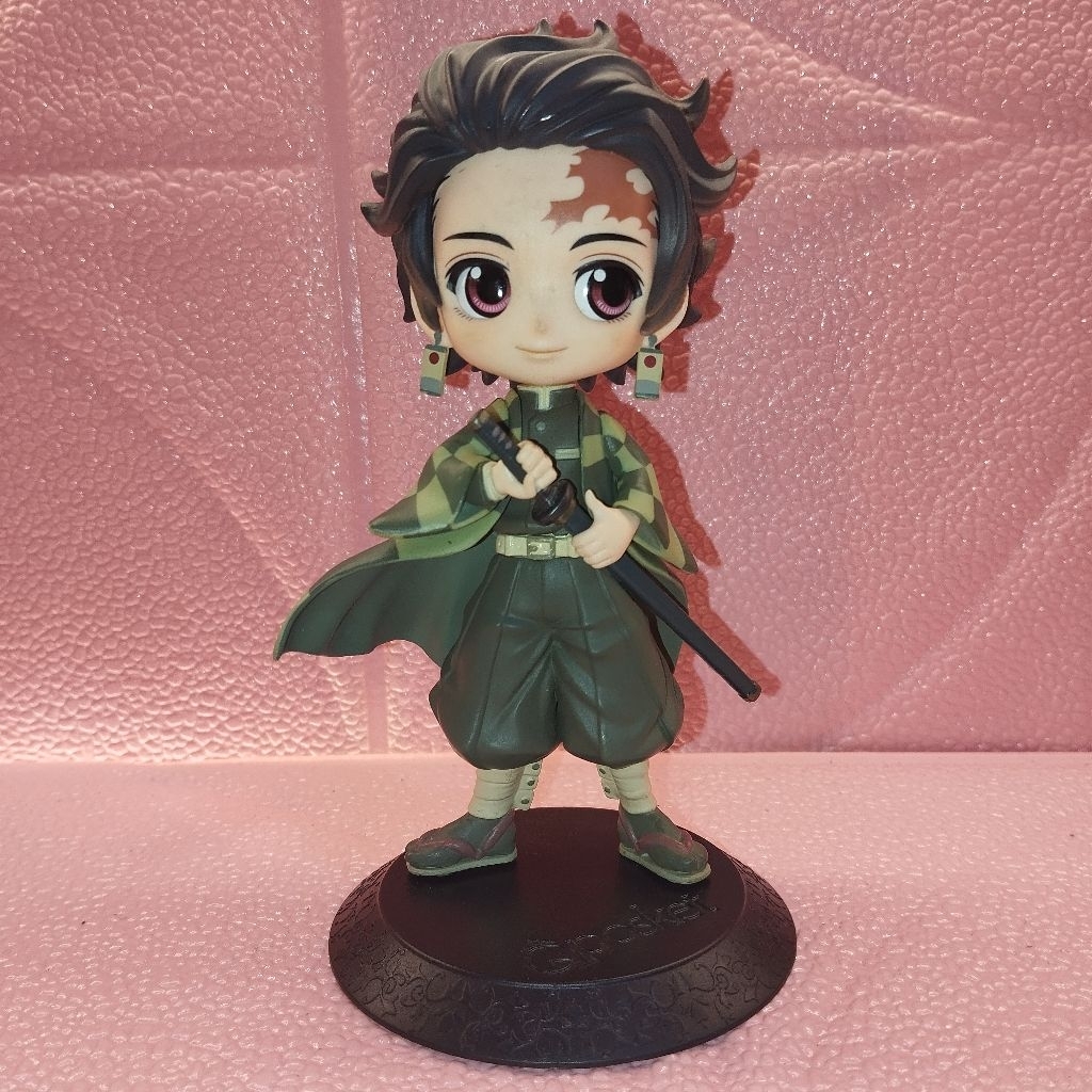 Figure Qposket kimitsu no yaiba Tanjiro.B original