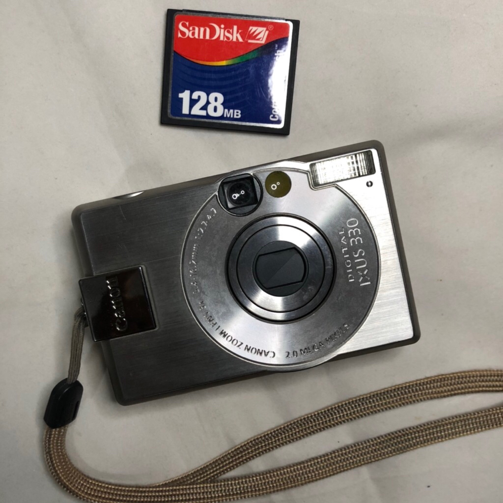 digital camera canon ixus 330