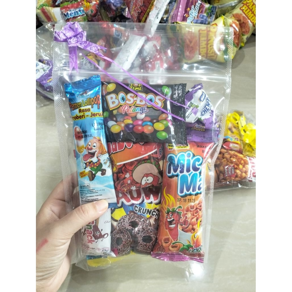 

paket ulang tahun/hampers/bingkisan Snack ulangtahun, paket isi 8pcs ya beb....