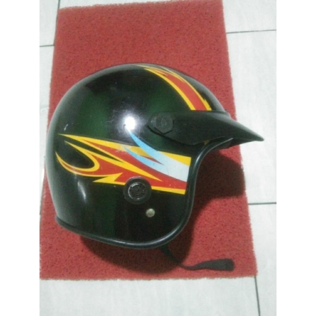 helm yamaha bekas masih orinya ready