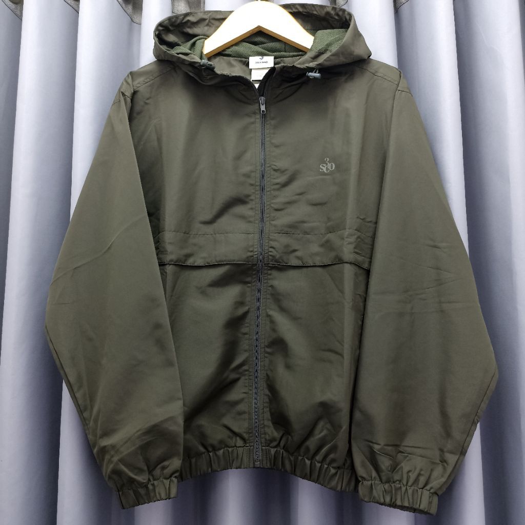 3SECOND - JAKET PARASUT / WINDBREAKER PRIA REGULAR FIT ORIGNAL 3SECOND