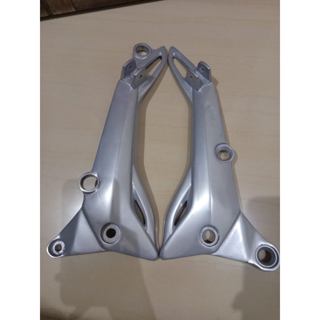 Power footstep / dudukan footstep smash new (kw super)