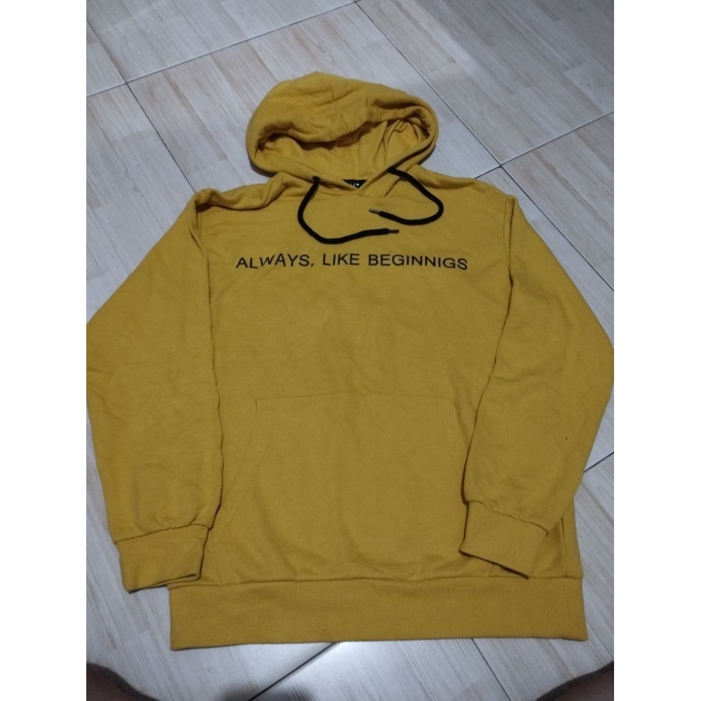 Hoodie by UGIZ (mantan)