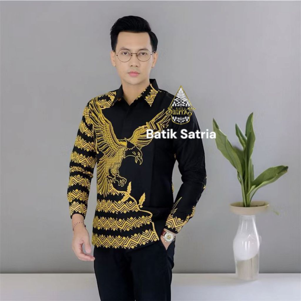ELANG EMAS (BATIK SATRIA) - Kemeja Batik Pria Slimfit Khas Solo Premium Lapis Furing Lengan Panjang