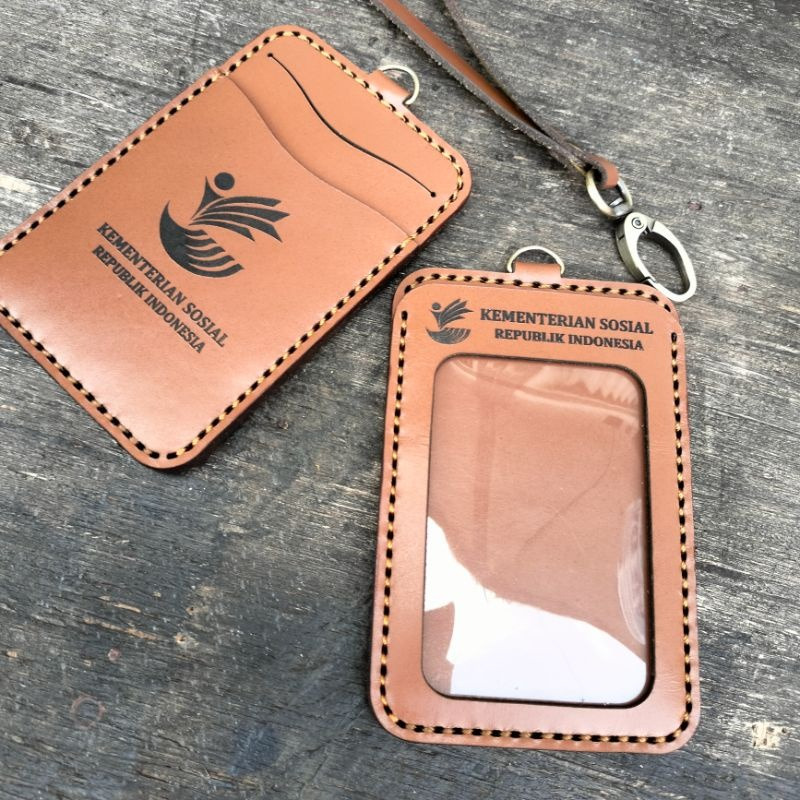 

Id Card Holder kulit asli Nametag Kulit Model 4 Lapis premium quality FREE GRAFIR LOGO DAN NAMA