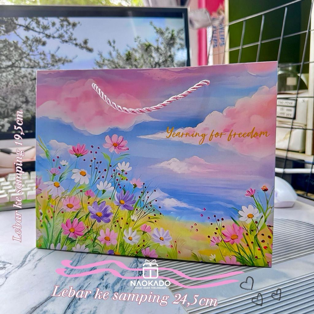 

Paper Bag Tali Lebar Samping Motif Aesthetic Bahan Tebal Ukuran 19.5x24.5x9.5cm Cocok Untuk Gift Dan guru Kado Lahiran dan lainnya