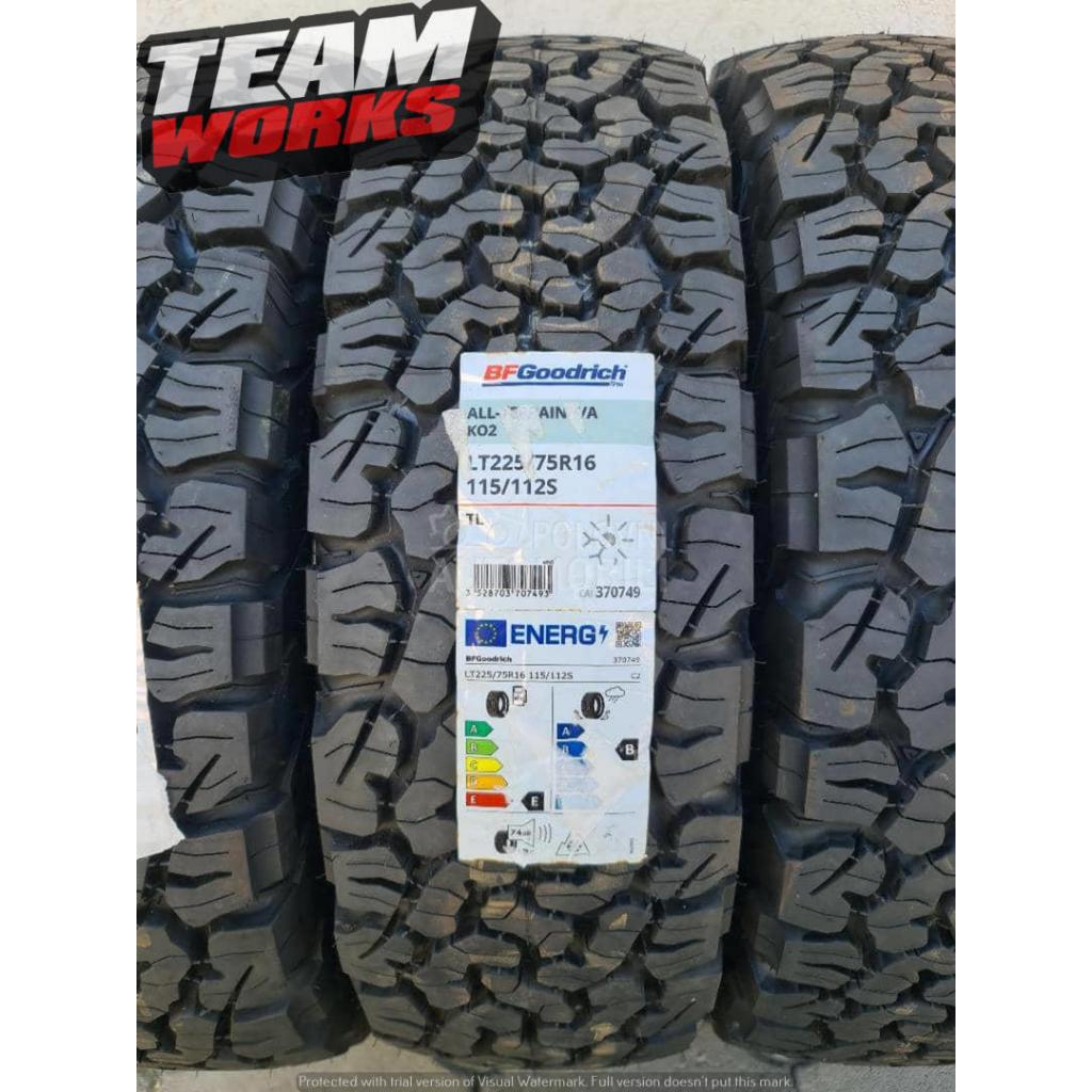 BAN MOBIL BF GOODRICH  225 75 R16 ALL TERRAIN A/T KO2 110S BAN SEMI KASAR AT RING 16