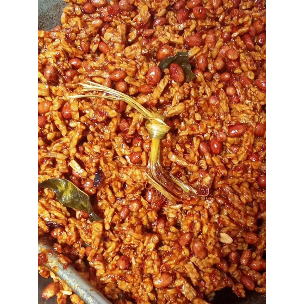 

KERING TEMPE MIX KACANG BALADO 200GRAM | PEDAS MANIS