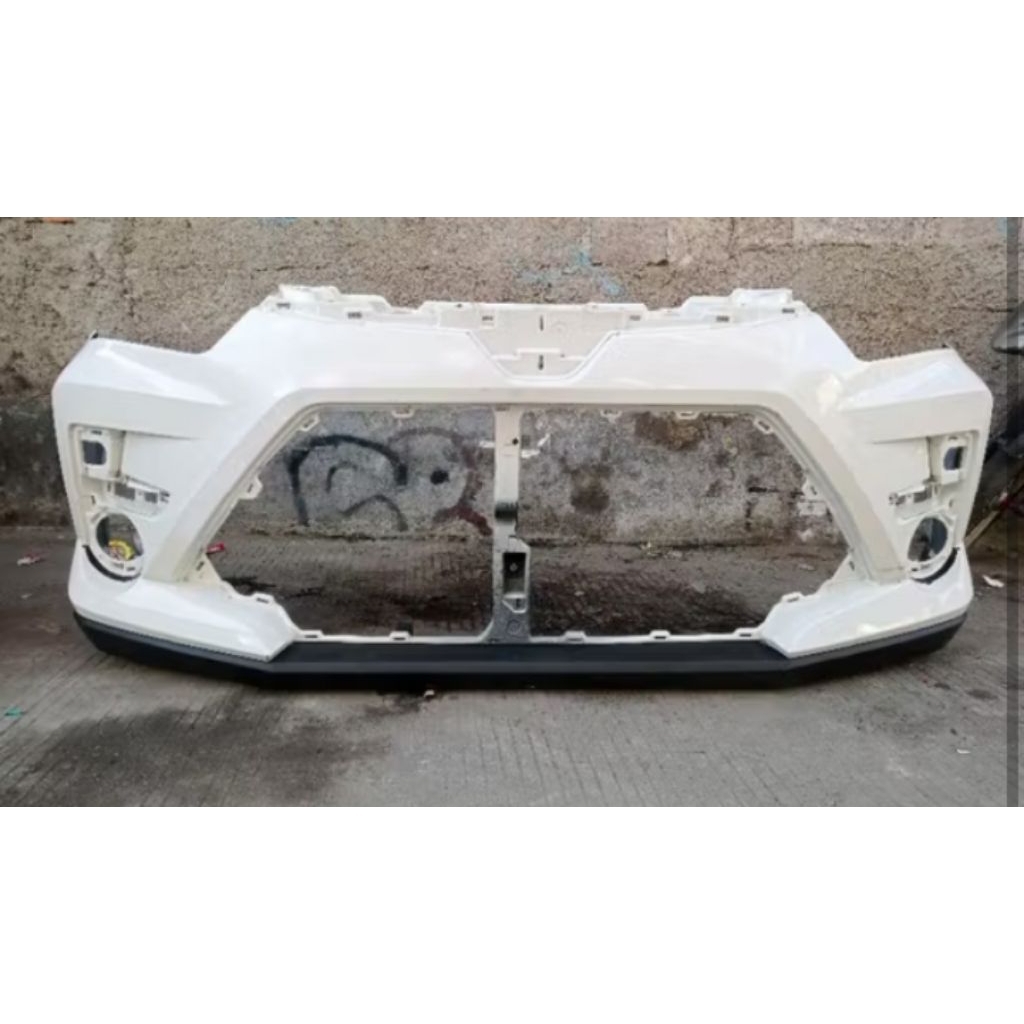 bemper depan raize rocky