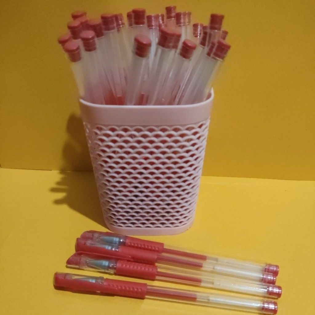 

Pena/Pulpen Cair Tinta Merah