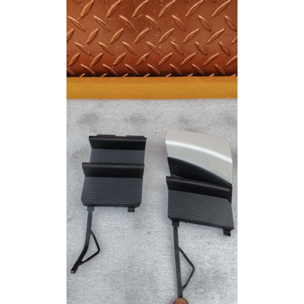 tutup towing tutup derek bemper depan mobil Toyota Avanza Veloz 2022 up