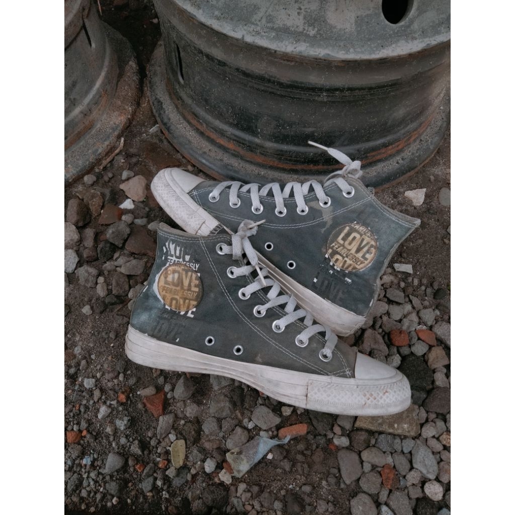 CONS LOVE