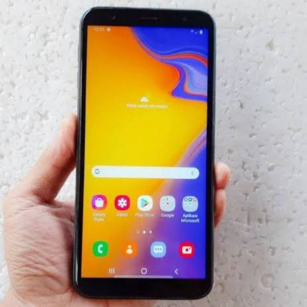 Samsung Galaxy J6 plus 4G LTE Ram 3/32 Hp Second Normal (Bonus Charger)