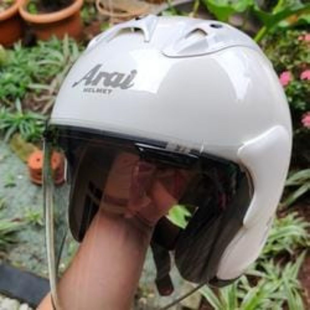 Helm Bekas/Second Original Arai size M