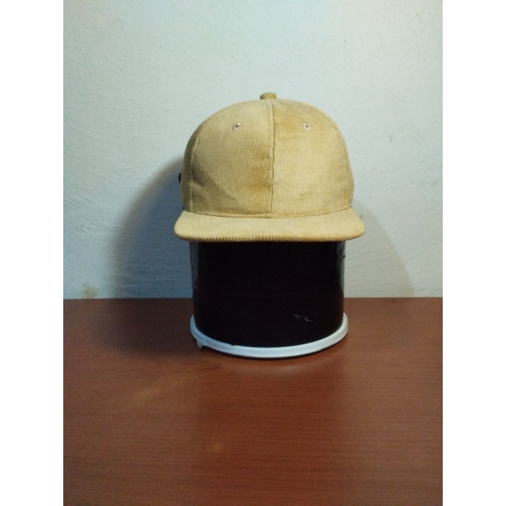 Topi Snapback Corduroy Coksu