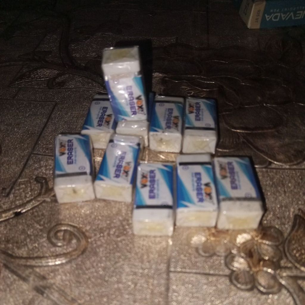 

alat tulis, penghapus pensill harga terjangkau 100% amanah