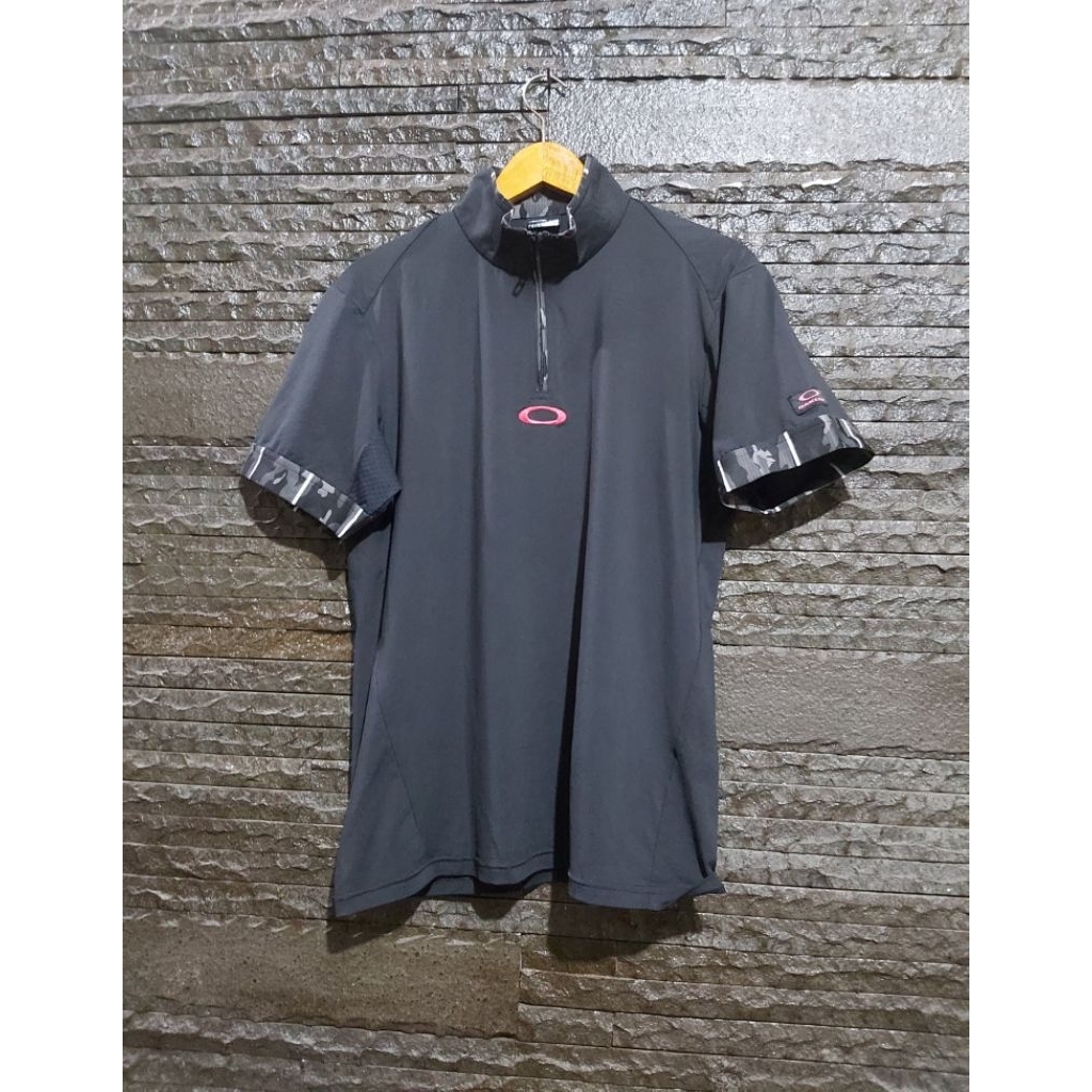 oakley men tshirt