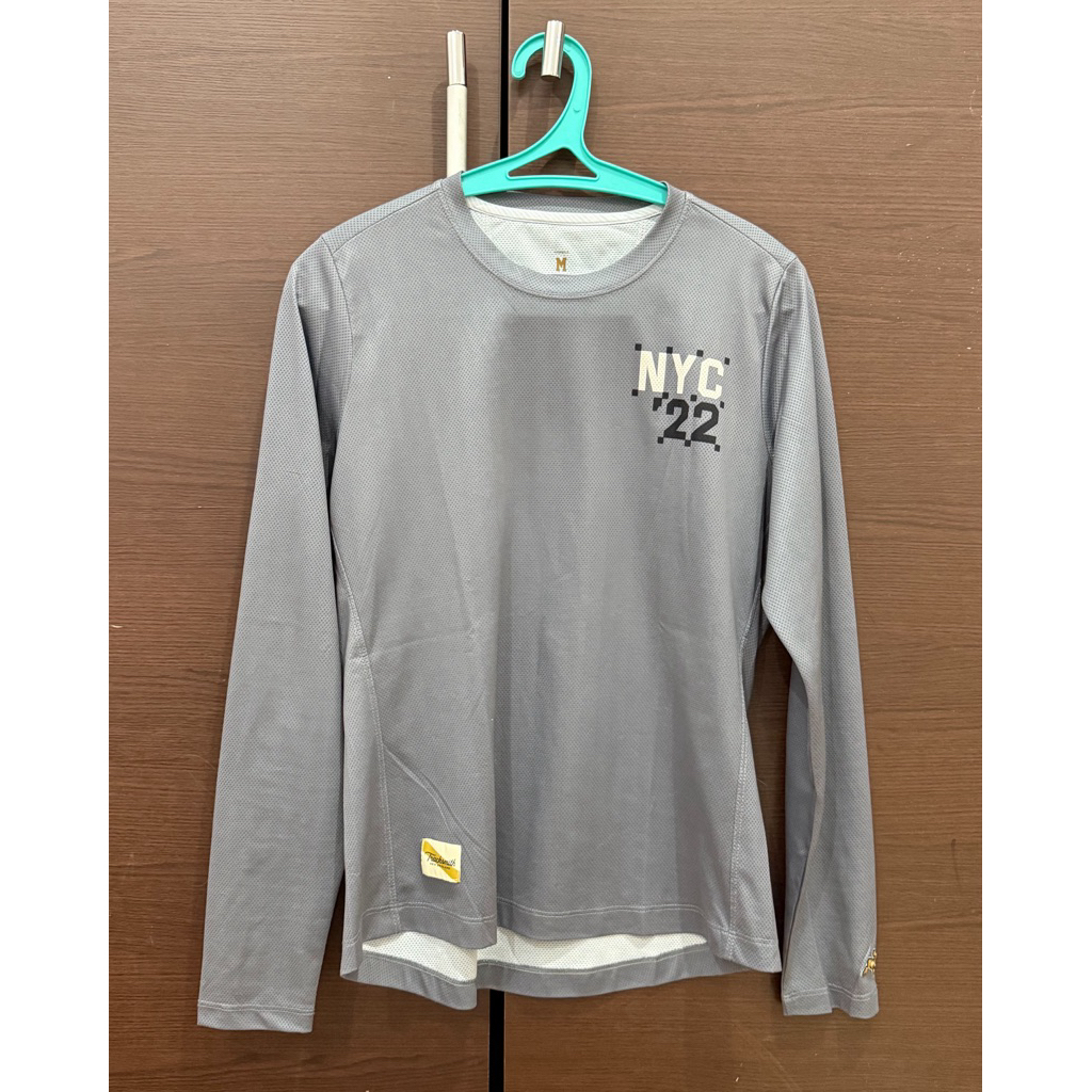 Preloved Tracksmith New York City Marathon Long Sleeve Women 2022