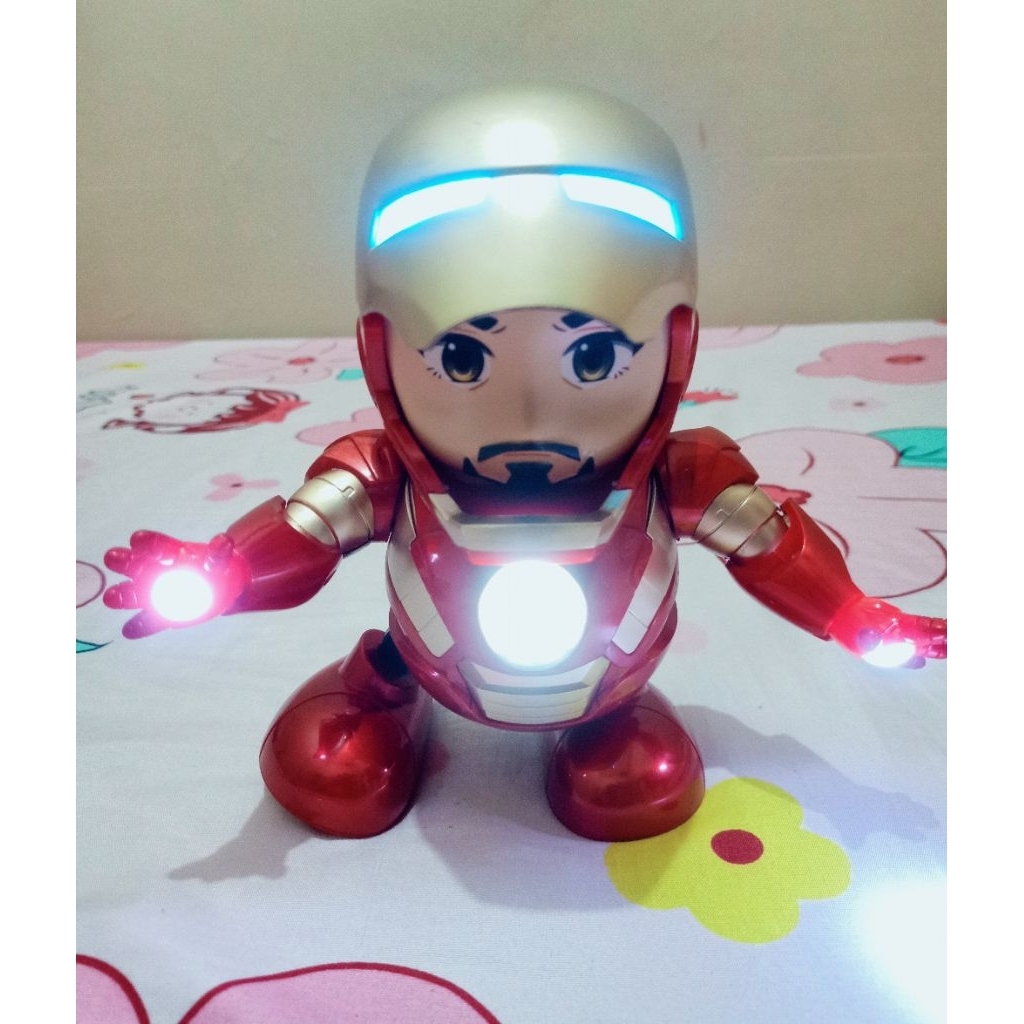 PRELOVED | Mainan Cowok - Robot Dance - Robot Ironman