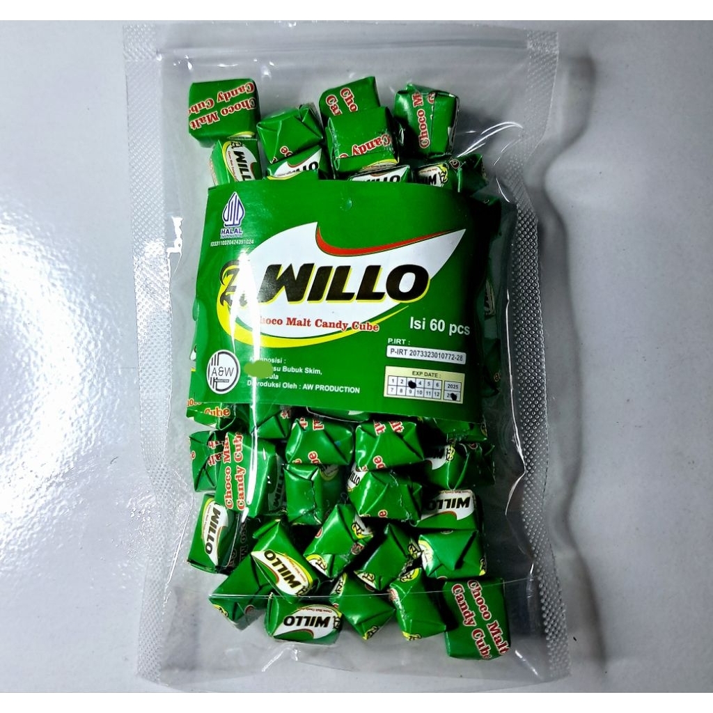 

1 PACK PERMEN CUBE WILLO/AWHILLO ISI 60 PCS