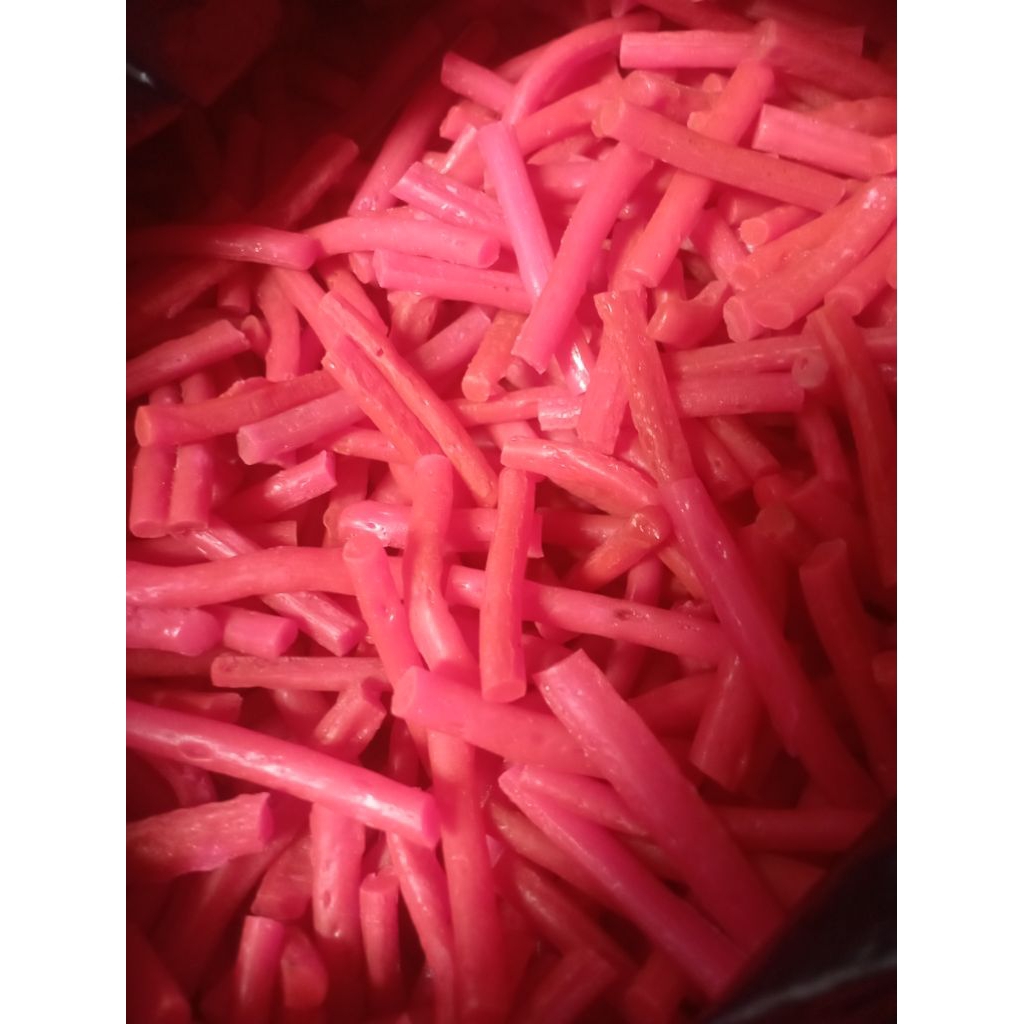 

Kerupuk jendil merah khas garut,,untuk toping bakso dan mie dll.