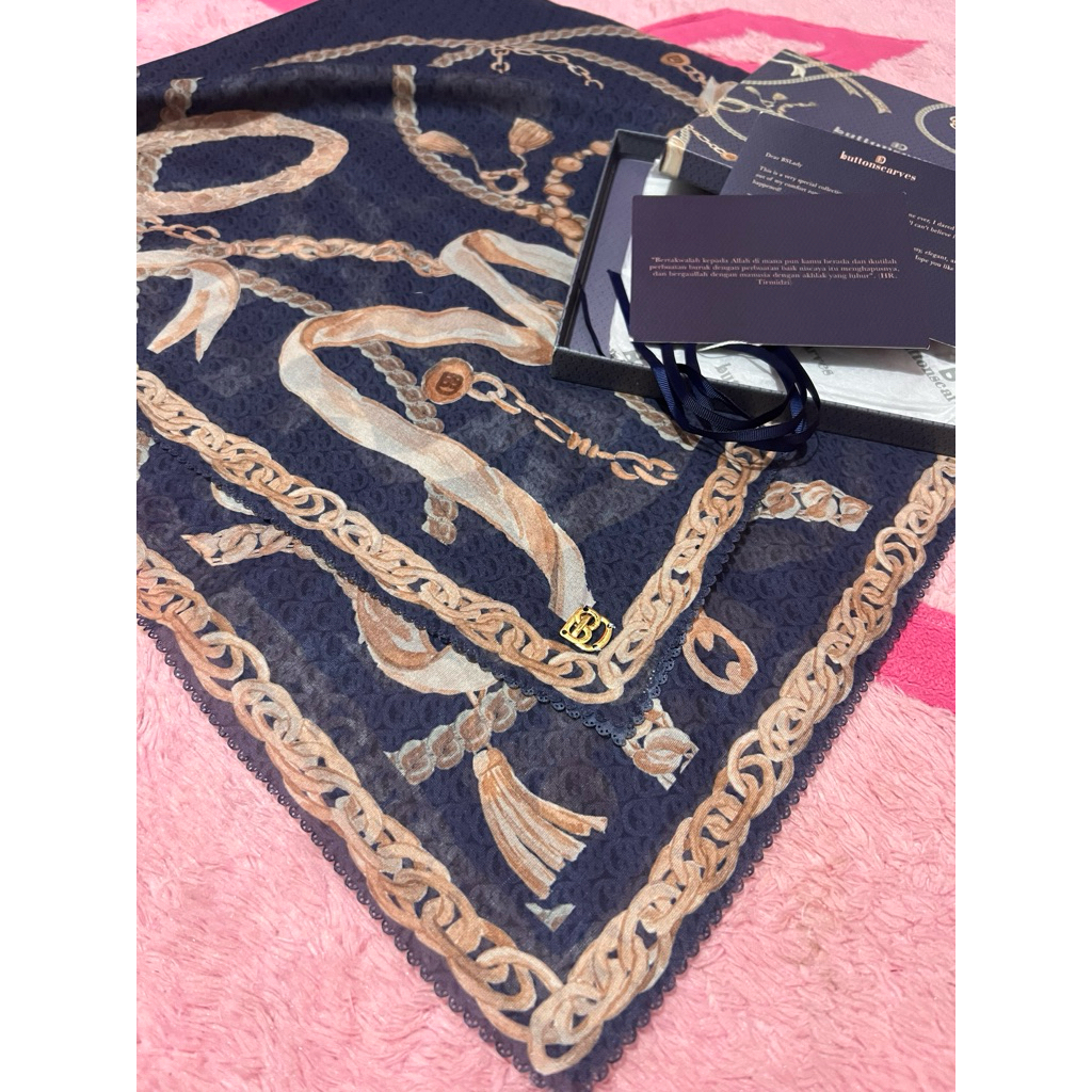 buttonscarves frozen black preloved elmar prints elmar gradasi preloved the dream park preloved newy