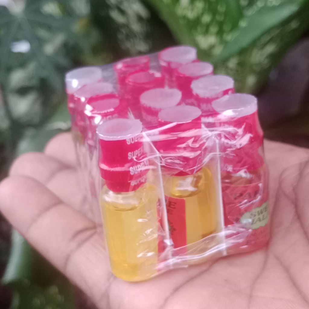 

MINYAK SWEET MALAYA 12PCS PER PACK ASLI NO ALCOHOL WANGI DAN WANGI